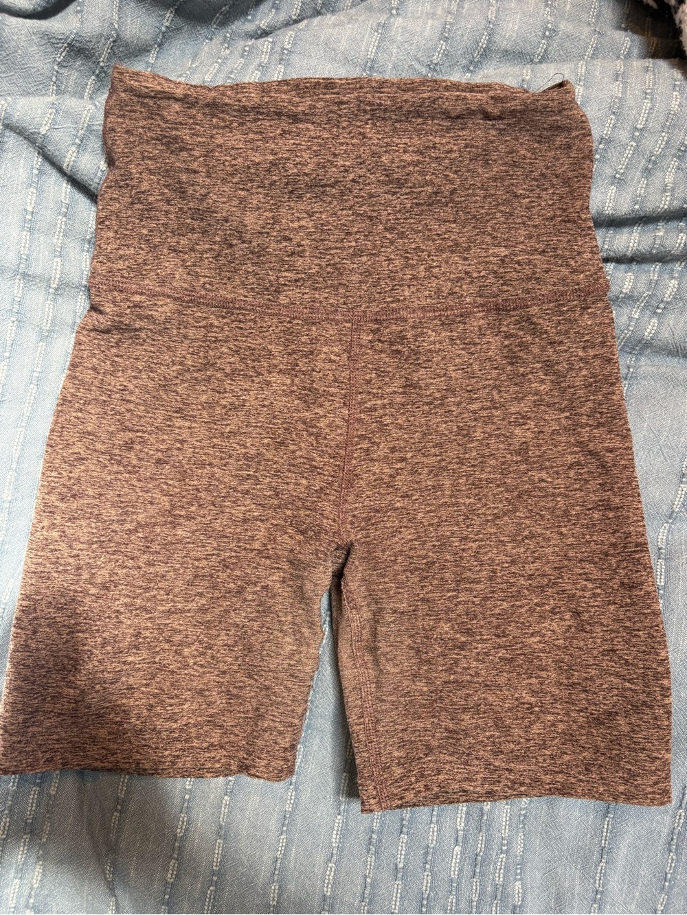 Beyond Yoga Spacedye Biker Shorts Khaki Brown W Sz Small So Comfy! Long lasting
